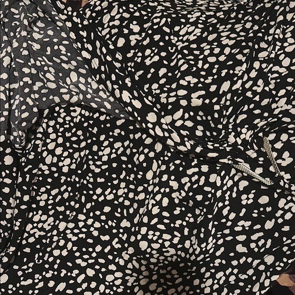 KATE and LILY SZ 16W Black and White Patterned Dress - Picture 9 of 9